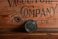 MOBIL OIL: An Australian circa 1920s/1930s Gargoyle Vacuum Oil 'Mobilubricant' grease tin - 6