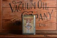 STANDARD: An original American "Standard Liquid Gloss" one quart oil tin - 3