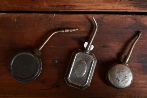 OILER: Three small oilers, the nickel plated exampled branded "Valvo"