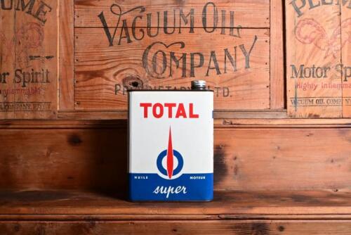 TOTAL: A original French "Total Super" two litre oil tin
