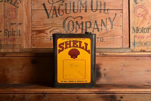 SHELL: An Australian circa 1930s "Shell Compound Neatsfoot Oil" one imperial gallon tin