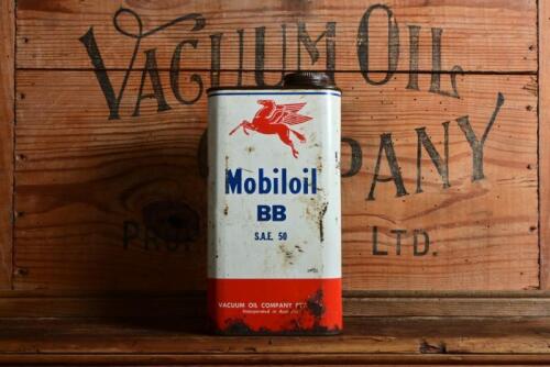MOBILOIL: A circa 1930-50s "Mobiloil BB SAE 50" one imperial quart oil tin