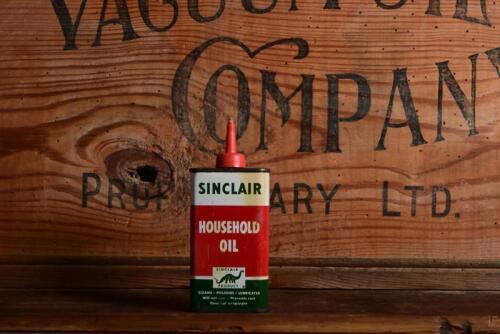 SINCLAIR: An original American "Sinclair Household Oil" four fluid ounce tin