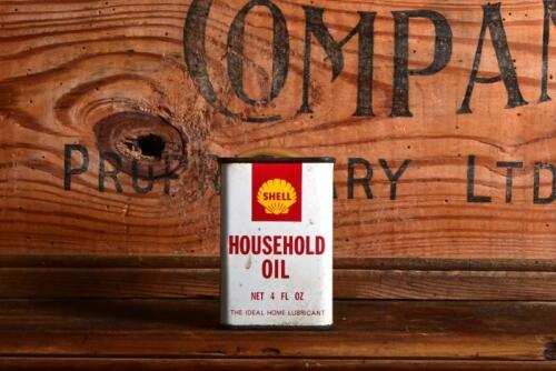 SHELL: A 1960s "Shell Household Oil" 4 fluid ounce tin