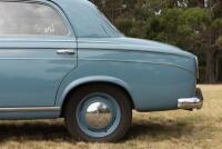 1965 PEUGEOT 403 Lovely, largely original Peugeot 403 - 10