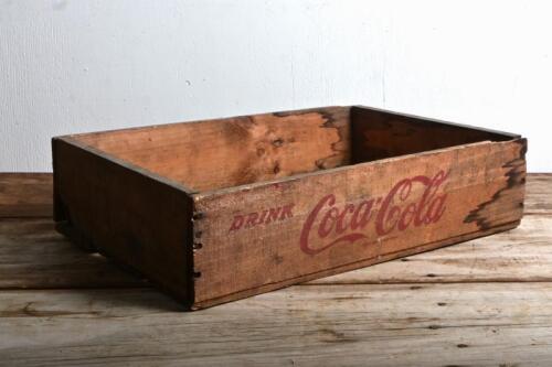 COCA COLA: A vintage wooden crate for "Coca-Cola", 11cm high, 45cm wide, 30cm deep