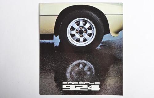 PORSCHE: A large 1978 Porsche 924 glossy brochure
