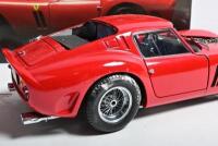 FERRARI: A 1:18 scale Kyosho Ferrari 250 GTO (No.08431R) - 7