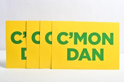 RICCIARDO: Four 2015 Australian Formula 1 'C'MON DAN' support placards for Daniel Ricciardo