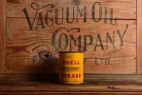 SHELL: A 1930s "Shell Hi-Pressure Grease" one pound tin, printed to base "Morris McMahon & Co., Sydney"