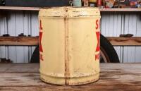 SHELL: A circa 1950s four gallon Shell X-100 motor oil drum with embossed lid, bottom rusty - 2