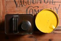 SHELL: Two Australian circa 1970s Shell tins, one two and a half litres and one one gallon - 5