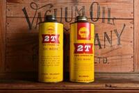 SHELL: Two "Shell 2T Two Stroke Oil" tin, one circa 1950s one imperial quart with no lid and one circa 1960s one quart - 3