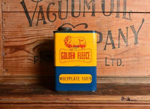 GOLDEN FLEECE: A "Golden Fleece Molyplate 150/5" one imperial quart tin