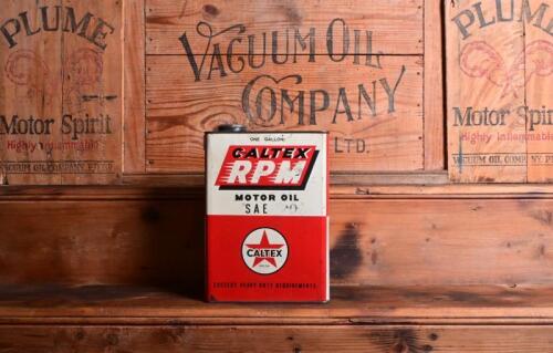 CALTEX: A circa 1930/40s "Caltex RPM SAE 20" one gallon tin