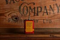 SHELL: A circa 1950s "Shell Lighter Fluid" four fluid ounce oil tin - 3
