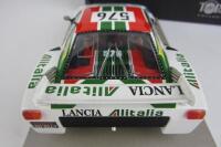 LANCIA: A 1:18 scale Lancia Beta Montecarlo &lsquo;Alitalia&rsquo; by Top Marques. - 9
