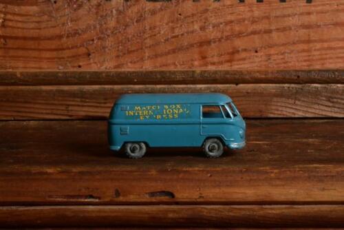 LESNEY: A nice circa 1950s 'Matchbox International Express' small van