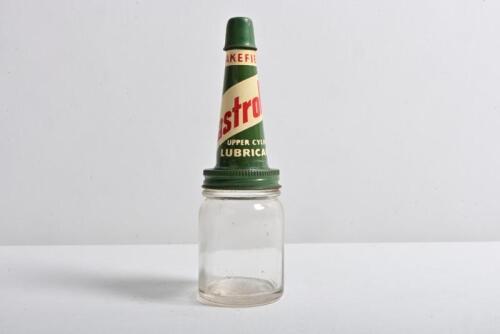 CASTROL: A four ounce oil with a circa 1960s "Castrollo" tin pourer and lid