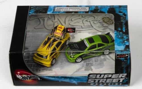 HOT WHEELS: A NOS Hot Wheels Twin Set "Super Street Magazine" comprising Ford Focus & Honda Civic Si die-cast models