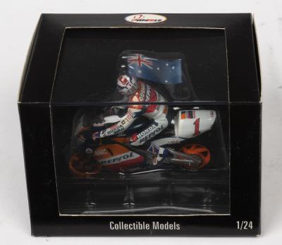 HONDA: A NOS 1:24 scale 2 Wheels Honda NSR 500 Mick Doohan #1 "Repsol" World Champion 1998 die-cast model