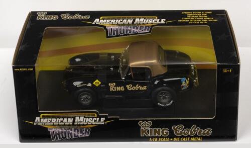 COBRA: A NOS 1:18 scale American Muscle Rosen 427 "King Cobra" die-cast model with opening doors, bonnet & detailed engine