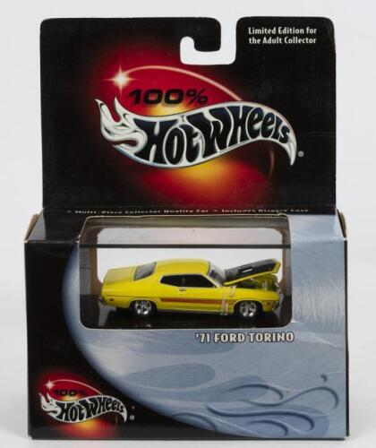 FORD A NOS 1:64 scale Hot Wheels Ford 1971 Torino Limited Edition with Display Case die-cast model