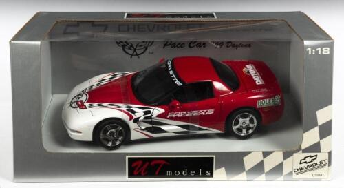 CORVETTE: A NOS 1:18 scale UT Models Corvette 1999 Daytona Pace Car die-cast model