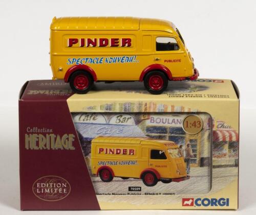 RENAULT: A NOS 1:43 scale Corgi Renault 1000KG "Pinder-Spectacle Nouveau" Circus die-cast model with numbered limited edition certificate