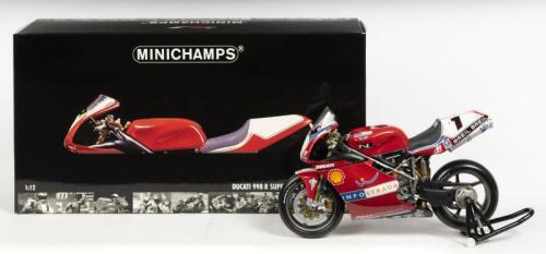 DUCATI: A NOS 1:12 scale Minichamps Ducati 998R WSB 2002 #1Troy Bayliss Team Ducati Infostrada die-cast model