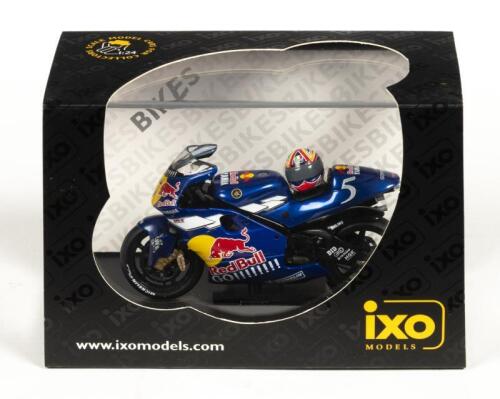 YAMAHA: A NOS 1:24 scale IXO Models Yamaha YZR 500 #5 Garry McCoy 2001 die-cast model