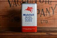 MOBILOIL: A circa 1950s "Mobiloil&nbsp;Arctic SAE 20-20W HD" one imperial quart oil tin with embossed pegasus lid - 3