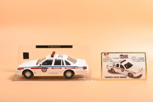 POLICE CRUISER: A 1:24 scale Toronto Police Cruiser by First Choice Collectibles. Limited Edition 494/10,000. With CoA