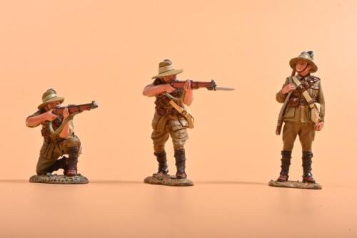 WWI: A collection of Australian Light Horse all metal figurines by KING & COUNTRY. Australian Flag Bearer, Australian Standing Firing Rifle & Australian Kneeling Firing Rifle