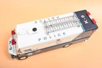 FREIGHTLINER: A 1:32 scale diecast Freightliner K-9 POLICE Unit by Unique Replicas - 4