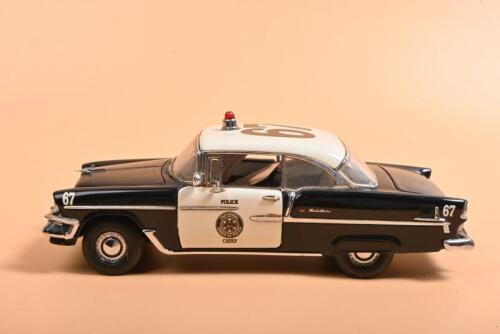 CHEVROLET: A 1:24 scale Franklin Mint 1955 Chevrolet Bel Air in 'POLICE CHIEF' livery