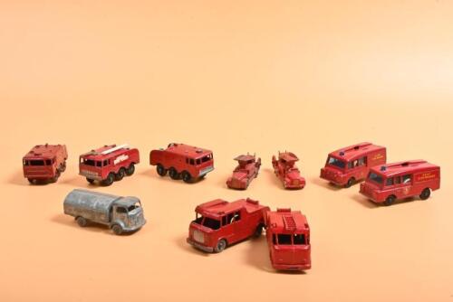 MATCHBOX: A group of Matchbox Regular Wheel models. Two No.9 MARQUIS SERIES III FIRE ENGINE & two No.57 Land Rover Fire Trucks