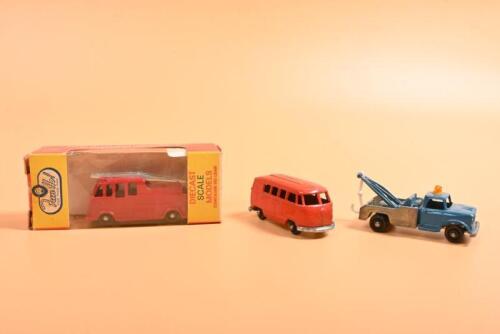 FUN HO (NZ): Three fun Ho! New Zealand models. No.21 Fire Engine, No.5 VOLKS-BUS & No.53 BREAKDOWN TRUCK