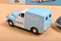 MORRIS: A collection of boxed and unboxed Lledo Vanguards Morris Minor Police car and van models. Limited Edition MORRIS MINOR PANDA CAR numbered '0960'/2800 & 'METROPOLITAN POLICE DOG SECTION MORRIS MINOR VAN' in dark blue numbered '0478'/4000 - 6
