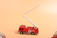 TOMICA FIRE ENGINES: A group of tomica Fire Engines. Three examples of No.22/NO.94 UD CONDOR CHEMICAL FIRE ENGINE - 2
