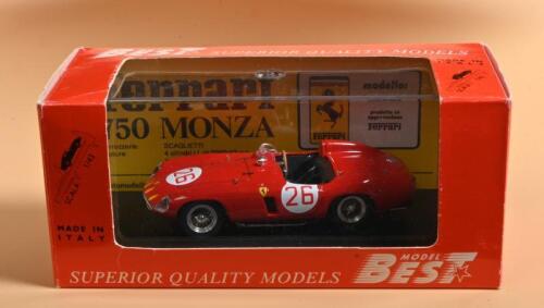 FERRARI: A 1:43 scale MODEL BEST Ferrari 750 MONZA (9108) as raced at Sebring 1955 by A.DE. PORTAGO. Model with aluminium wheels