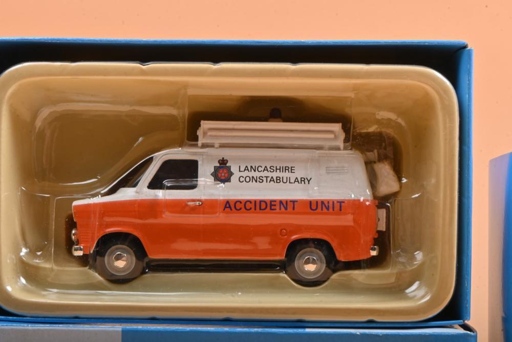 IXO 1/43 FORD Transit Mk1, Ford Motorsport Rally Service Van 1966 EUR IXO 1/43 FORD Transit Mk1, Ford Motorsport Rally Service Van 1966 EUR