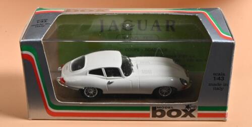 JAGUAR: A MODEL box 1:43 scale JAGUAR E "Inglese" (8440)