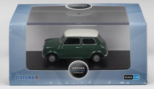MINI: A OXFORD AUTOMOBILES COMPANY 1:43 scale Mini (MIN013)