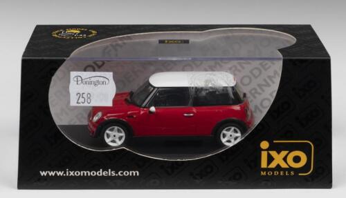 MINI COOPER: A ixo MODELS 1:43 scale MINI COOPER 2001 (MOC004). Red, white roof
