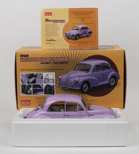 MORRIS MINOR: A Limited Edition 1:12 scale Sun Star 1960 Morris Minor 1000 (Model Ref No:47983). Numbered '372' of 2,000 worldwide