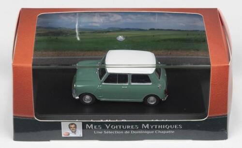 AUSTIN MINI: A EDITIONS ATLAS Collections 1:43 scale 1961 Austin Mini Cooper in green. 'MES VOITURES MYTHIQUES'