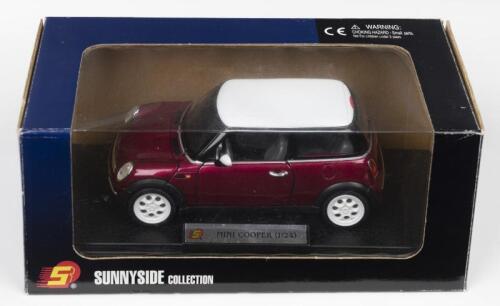 MINI COOPER: A SUNNYSIDE 1:24 scale MINI COOPER