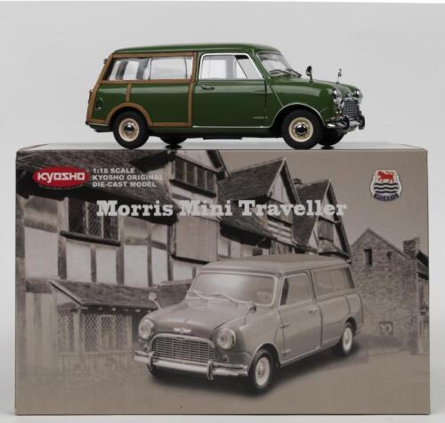 MORRIS MINI TRAVELLER: A KYOSHO 1:18 scale Morris Mini Traveller in green (No.08195G). Wood inserts