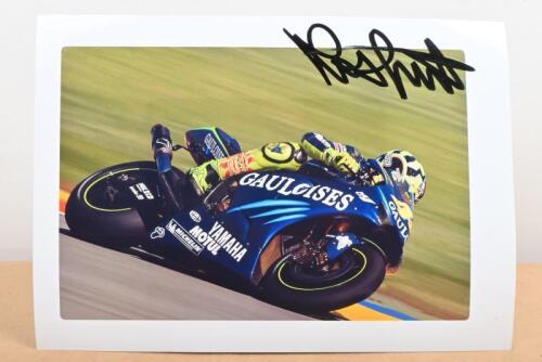 VALENTINO ROSSI: A colour picture of Valentino Rossi on Gauloises Yamaha #46. Autographed by Valentino Rossi